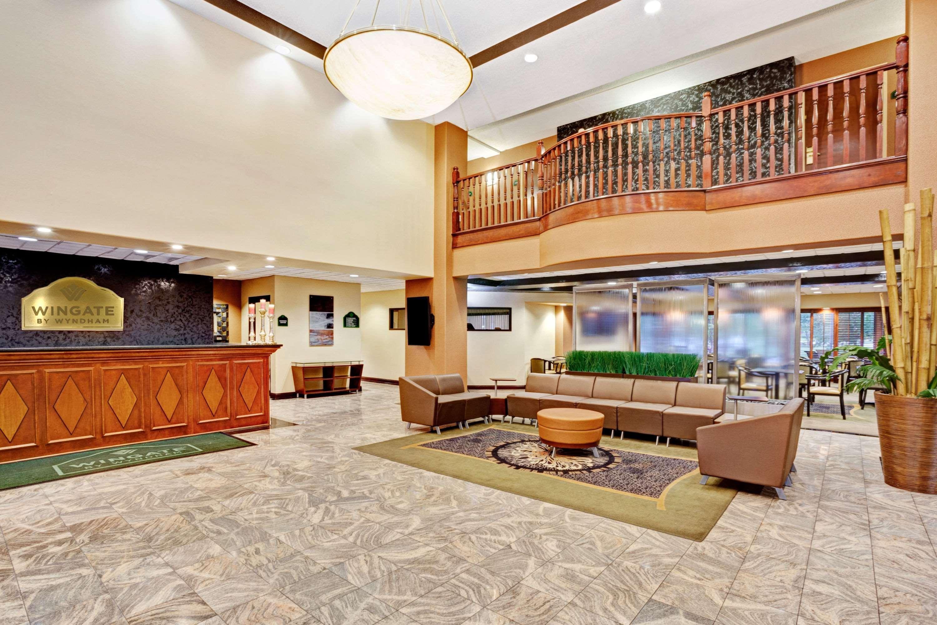 Wingate By Wyndham Hotel 3*
