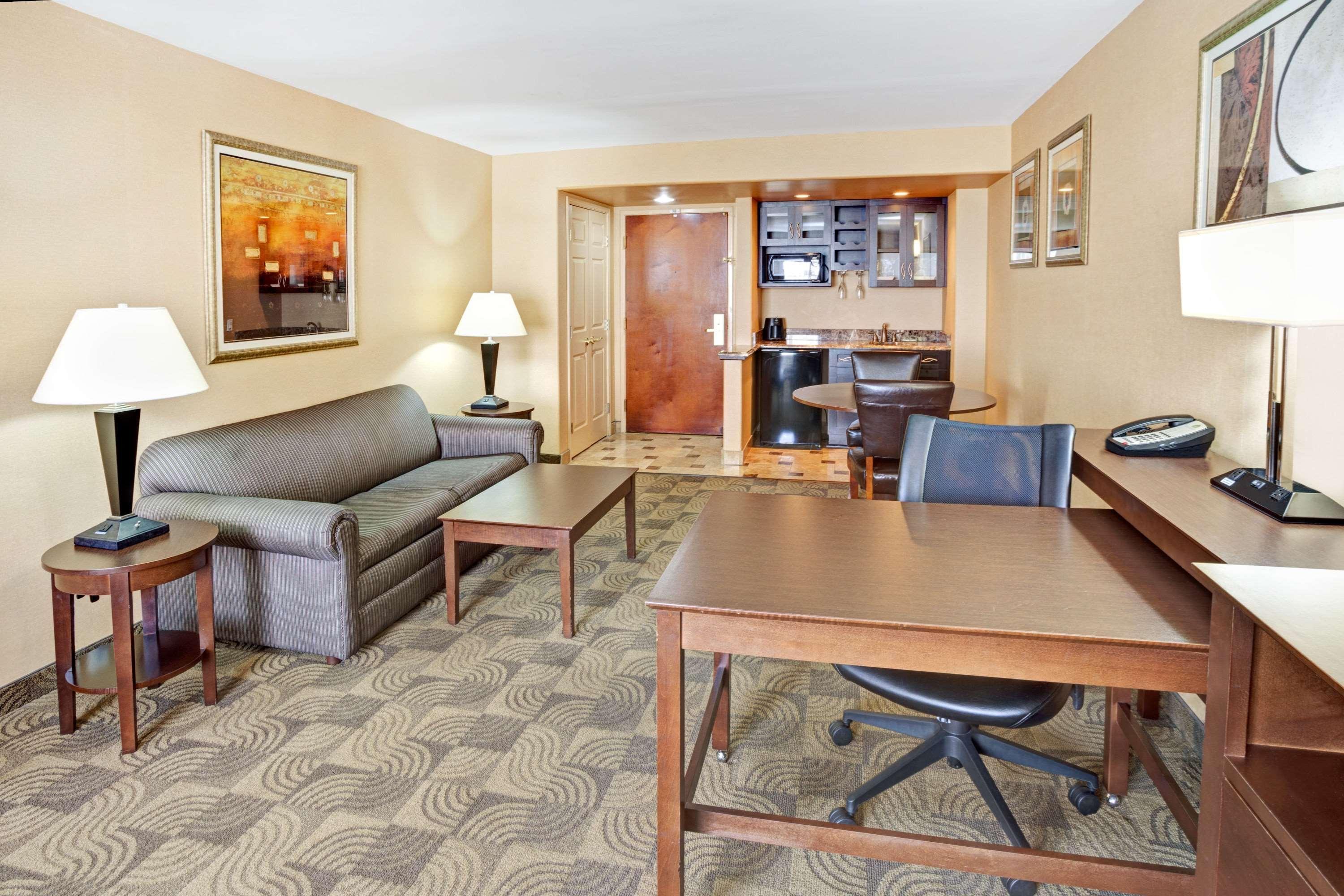Wingate By Wyndham 3*